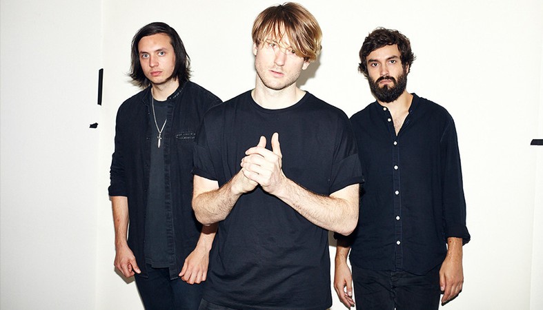 Dinosaur Pile-Up gościem specjalnym Royal Republic