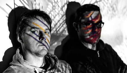 Tropy supportem LAO CHE.