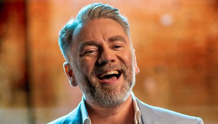 Kuba Badach zapowiada wiosenną trasę koncertową "Radio Edit", promującą nową płytę! 8 wyjątkowych koncertów w polskich miastach