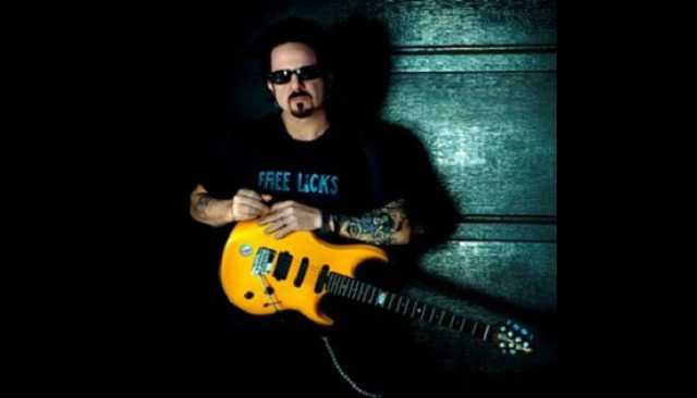 STEVE LUKATHER - 09.04.2013