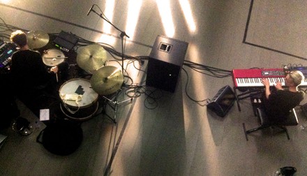 Douglas Dare supportem FINK!