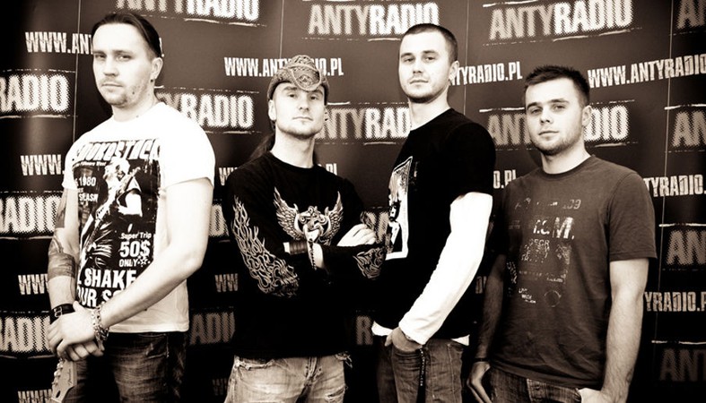 Antyradio Coverband supportem Hunter! 