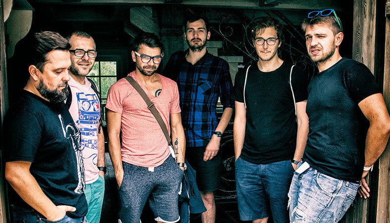 Happysad gra do tańca!