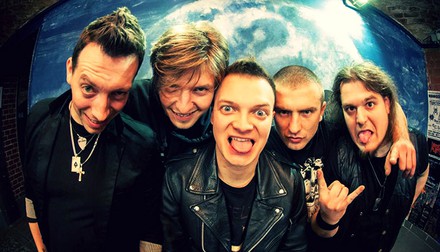 NOCNY KOCHANEK SUPPORTEM BRACI FIGO FAGOT!