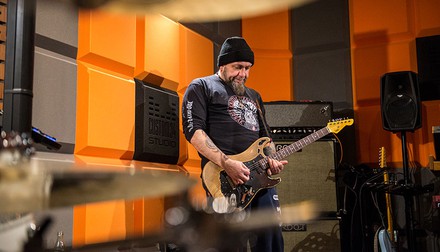 FUZZ supportem Luxtorpedy