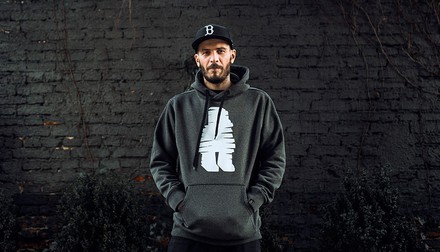 O.S.T.R. z premierowym materiałem 10 marca w Stodole!