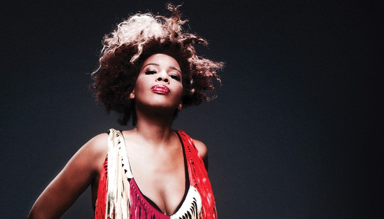 MACY GRAY