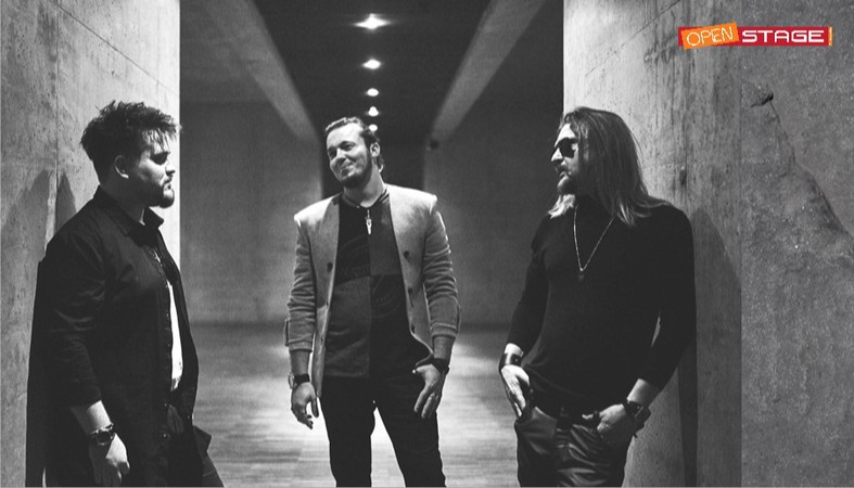 ROYAL ACOUSTIC - OPEN STAGE