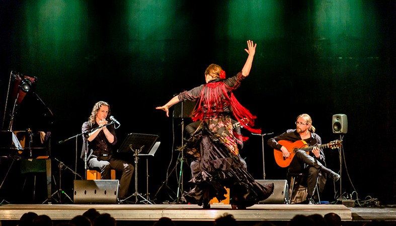 LA PUERTA DEL BAILE - OPEN STAGE