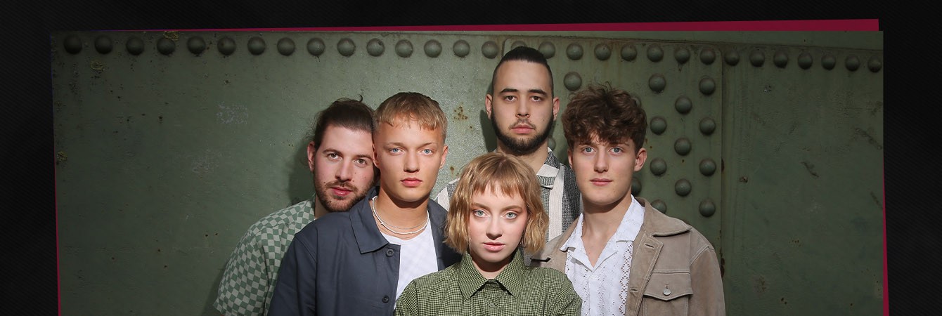 STINA HOLMQUIST (DE) | SUPPORTED BY LIVEUROPE