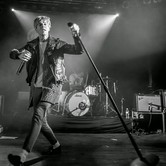 THE NEIGHBOURHOOD 2014-10-24