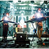 METRONOMY 2011-12-04