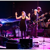 THE SWELL SEASON 2010-10-24