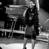 MACY GRAY 2015-02-25