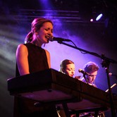 MARIA PESZEK 2015-03-08