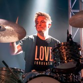 EDYTA BARTOSIEWICZ  2014-12-01