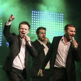 THE 12 TENORS 2014-04-04