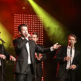 THE 12 TENORS 2014-04-04