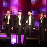 THE 12 TENORS 2014-04-04