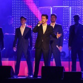 THE 12 TENORS 2014-04-04
