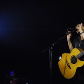 EDYTA BARTOSIEWICZ  2014-12-01