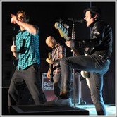 SIMPLE PLAN, ZEBRAHEAD, KIDS IN GLASS HOUSES 2008-11-10
