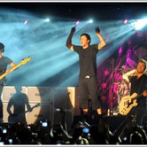 SIMPLE PLAN, ZEBRAHEAD, KIDS IN GLASS HOUSES 2008-11-10