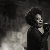 MACY GRAY 2017-03-07