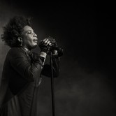 MACY GRAY 2017-03-07