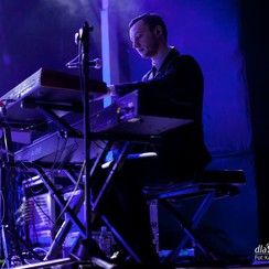 20170401 Fisz Emade Tworzywo