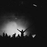 COMA - SOLD OUT 2019-11-28