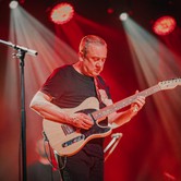 RAZ, DWA, TRZY - CZŁOWIEK CZASAMI SERCE OTWORZY 2023-04-23