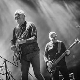 RAZ, DWA, TRZY - CZŁOWIEK CZASAMI SERCE OTWORZY 2023-04-23