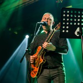 RAZ, DWA, TRZY - CZŁOWIEK CZASAMI SERCE OTWORZY 2023-04-23