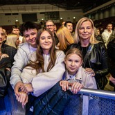 45-LECIE LADY PANK (COS TORWAR) 2026-03-14